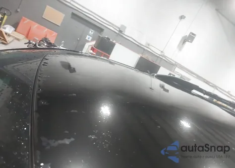 2010 Toyota Highlander Base V6 from USA, damaged, VIN 5TDBK3EH6AS038933